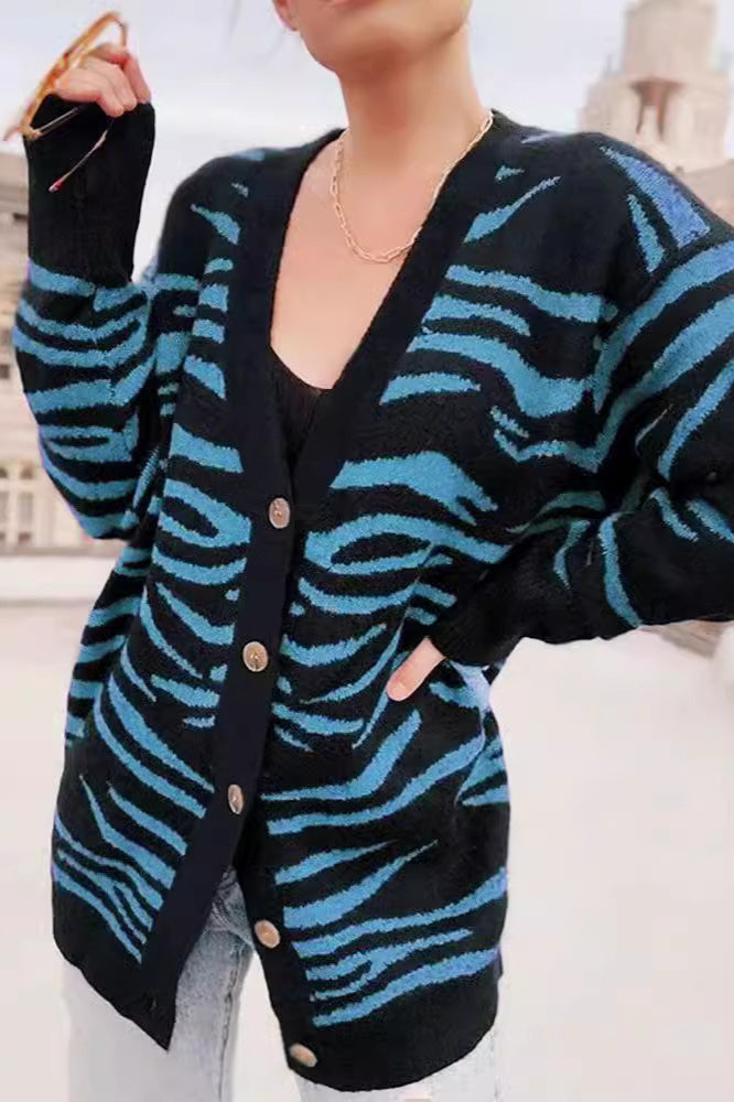 Casual Buttoned Zebra Knit Cardigan