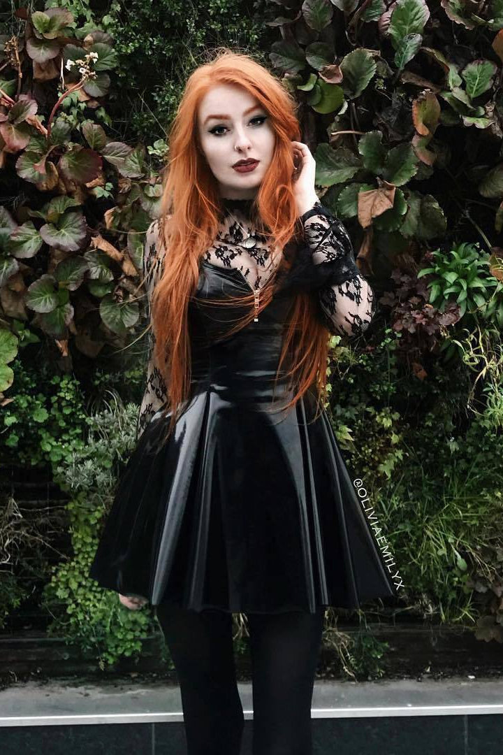 Shiny PU Pleated Gothic Skirt