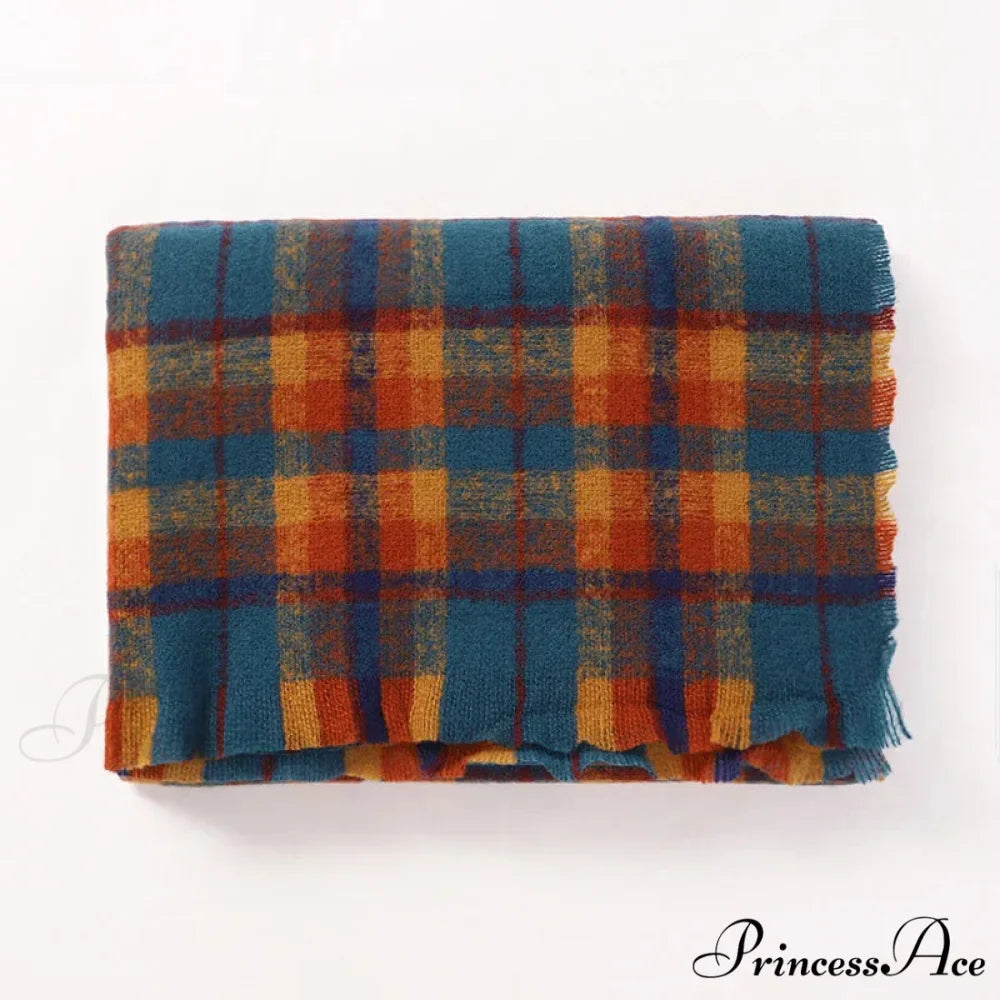 2022 Stylish Tartan Cashmere Scarf