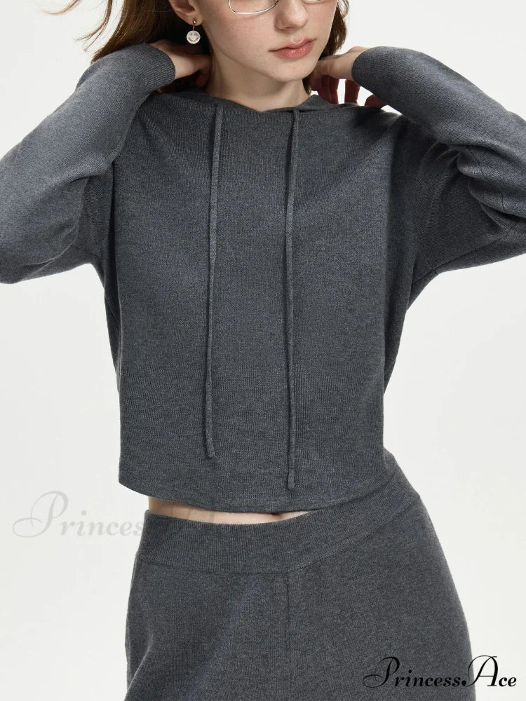 4.1% Wool  Brief Hooded  Stylish Knitwear Sweater