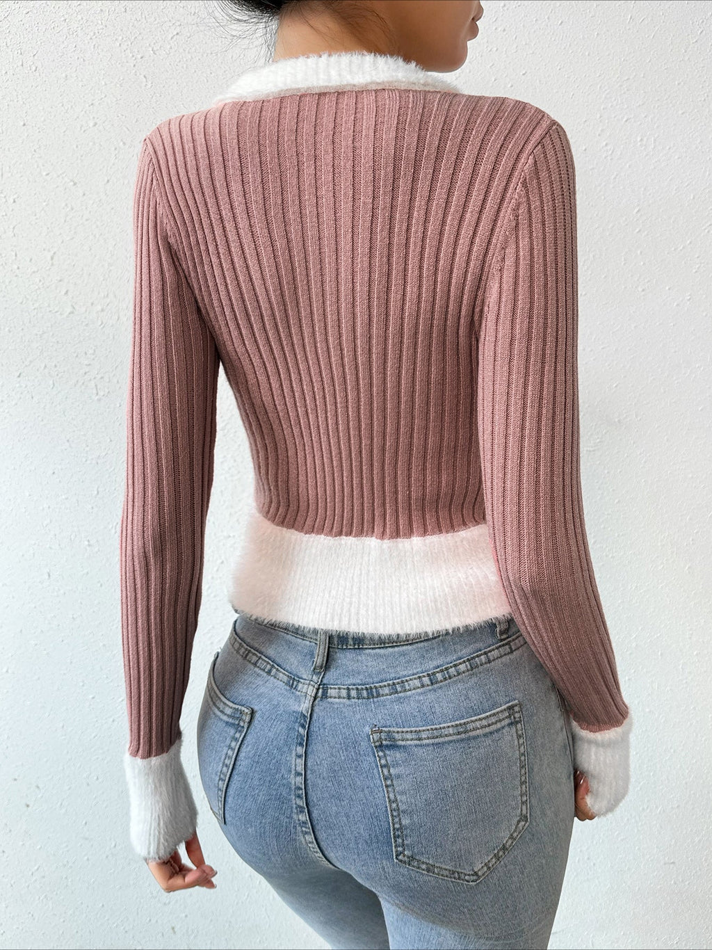 Zip-Front Fitted Knit Cardigan