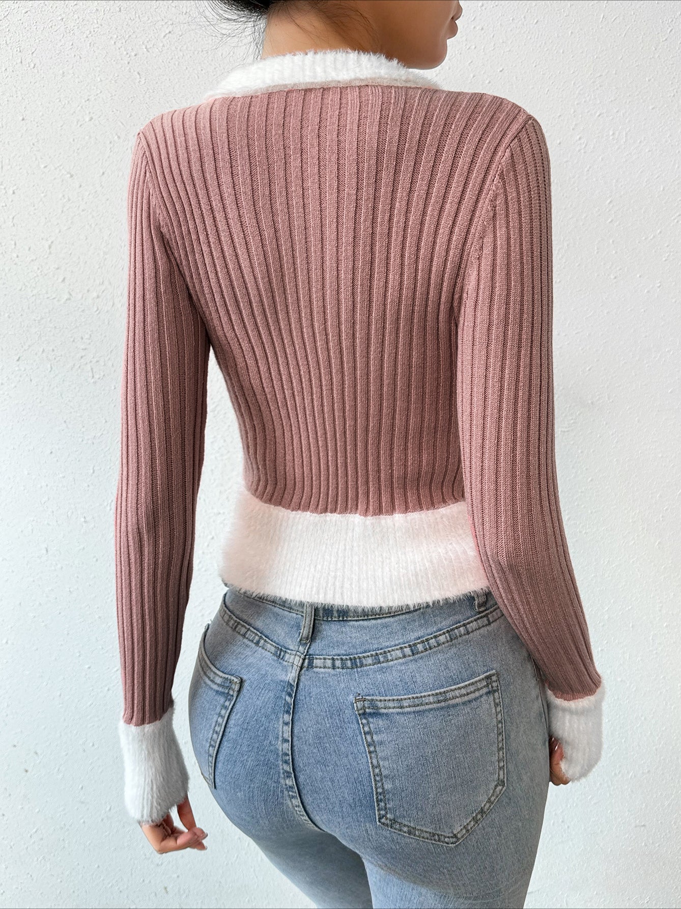 Zip-Front Fitted Knit Cardigan