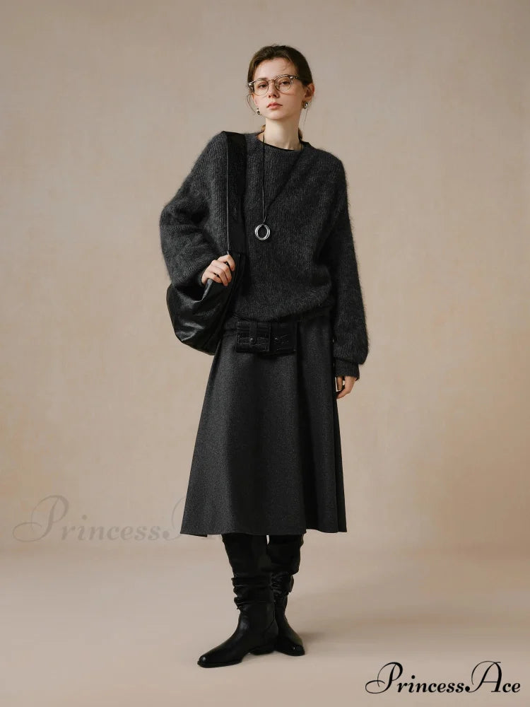 55.8% Alpaca Wool Circular Neck Sweater