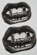 Off Shoulder Lip Print Loose T-Shirt