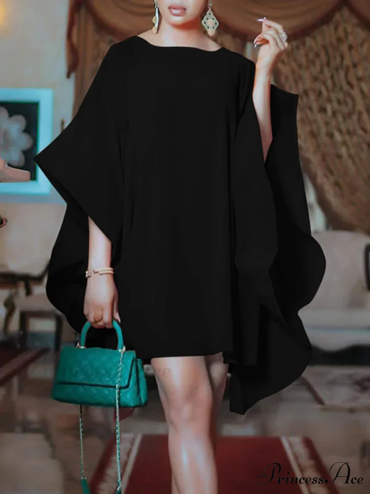 A-Line Sleeveless Pleated Solid Modern Color Halter-Neck Maxi Dresses