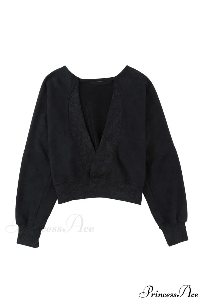 Acid Back Wash Open V-shape in Sweatshirt Black