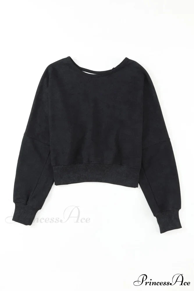 Acid Back Wash Open V-shape in Sweatshirt Black
