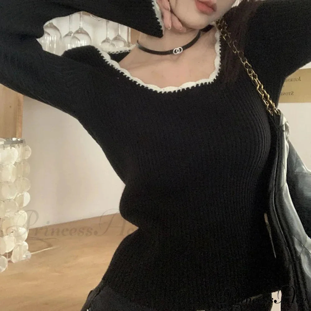 Adorable Round Neck Extended Sleeve Form-Fitting Knitted Crop Top
