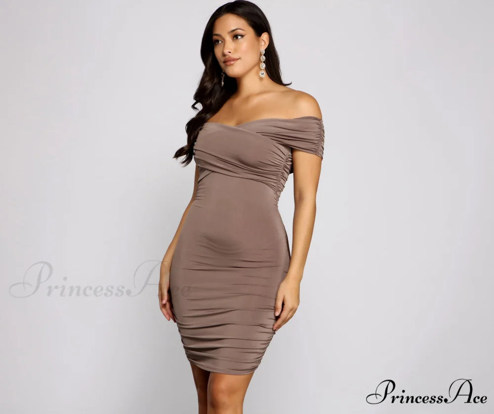 Alluring And Chic Charming Off-The-Shoulder Mini Dress
