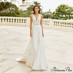 Antique Lace Slender Bridal Gown