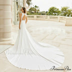 Antique Lace Slender Bridal Gown