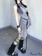 Arm Gloves Cold Shoulder Modern Star Black Crop Top