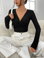 Attractive V-Neck Knitted Base Blouse Figure Trim Fit Top Women