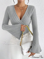 Attractive V-Neck Monochrome Slim Long Sleeve T-shirt Women