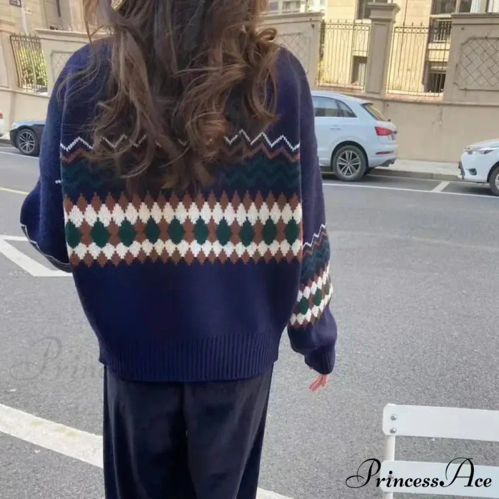 Baggy round-neck Professional Woman Cardigan