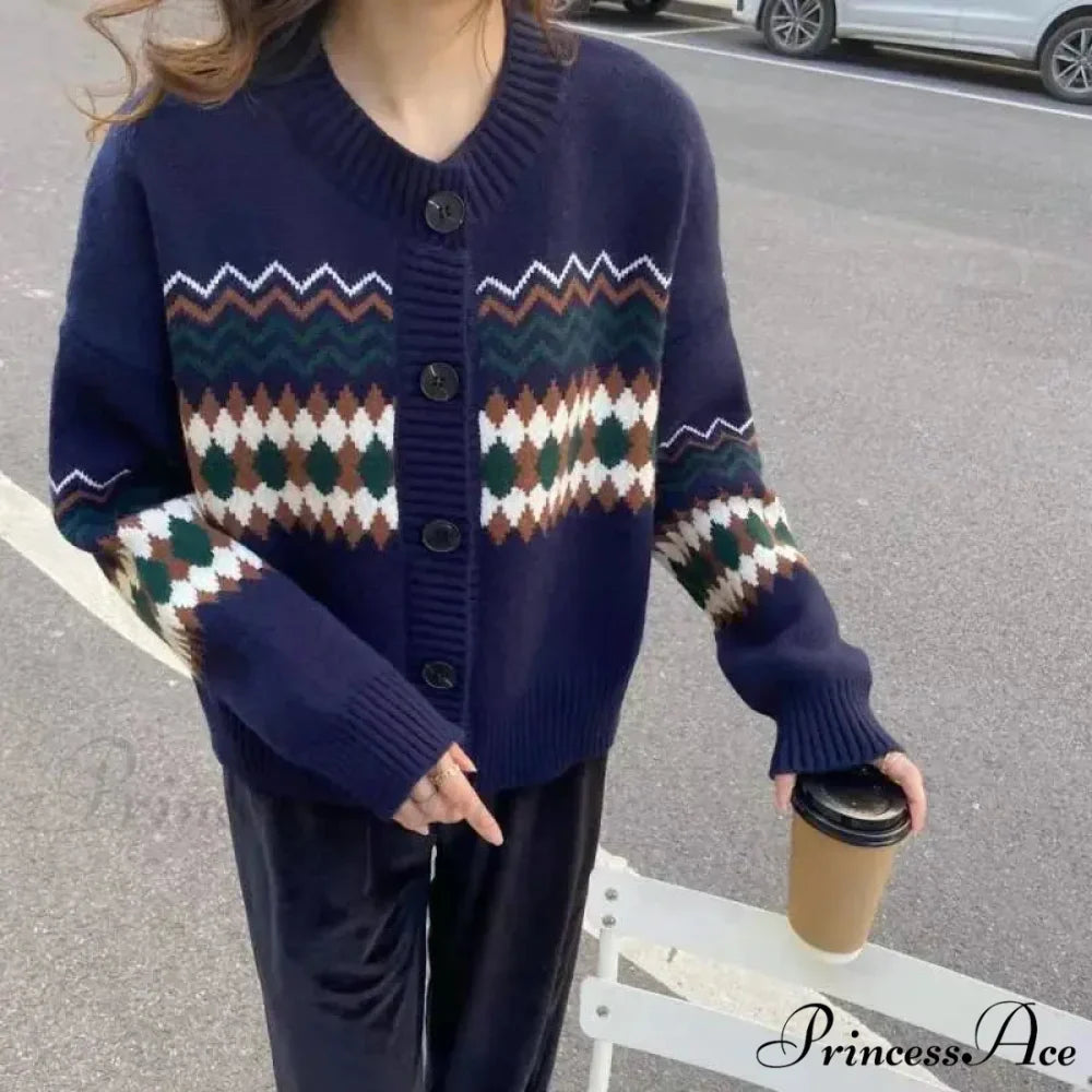 Baggy round-neck Professional Woman Cardigan