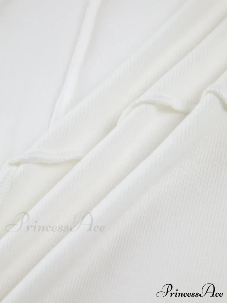 Basic Piping Graceful Long Sleeve Top