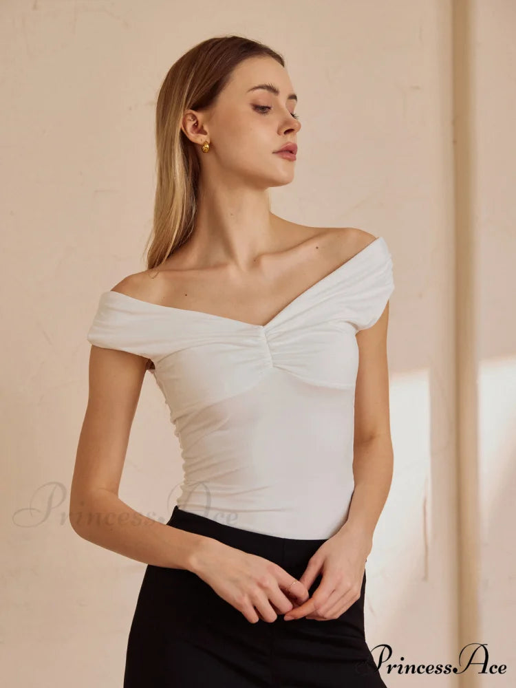 Basic Solid Graceful Off-Shoulder Top