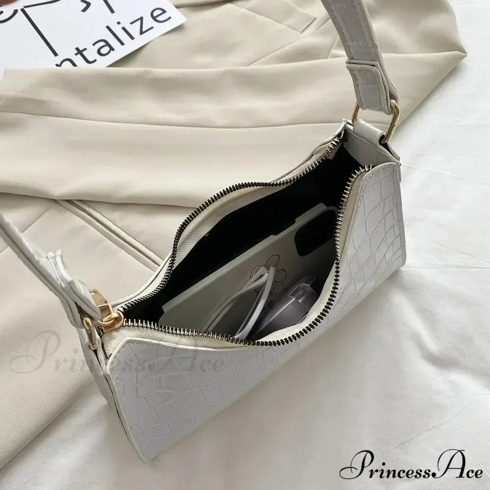 Beautiful Vintage Leather Shopping Shoulder Bag