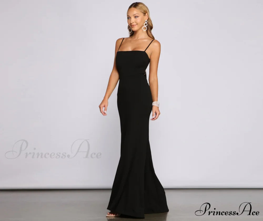 Bette Formal Open Charming Back Crepe Dress