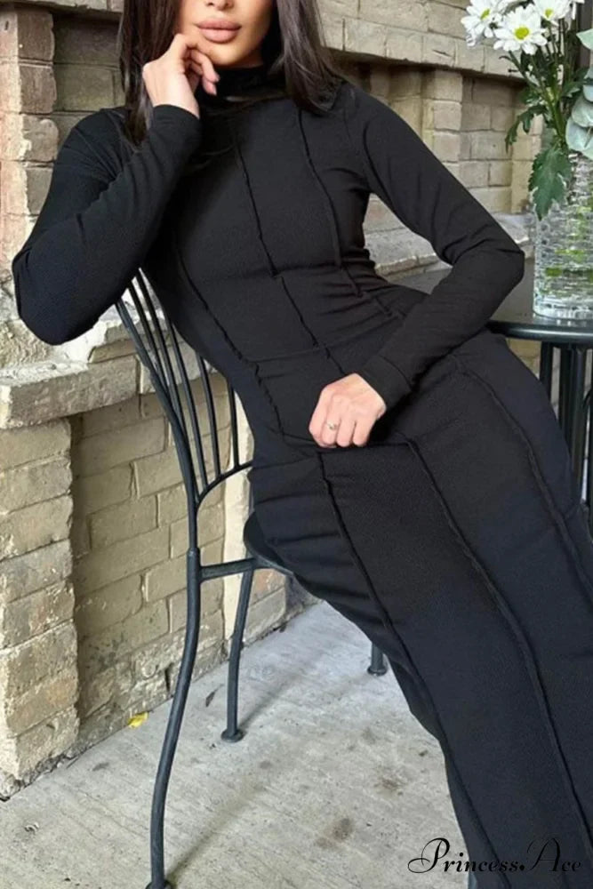 Bodycon Dress with Crew Neck and Slit