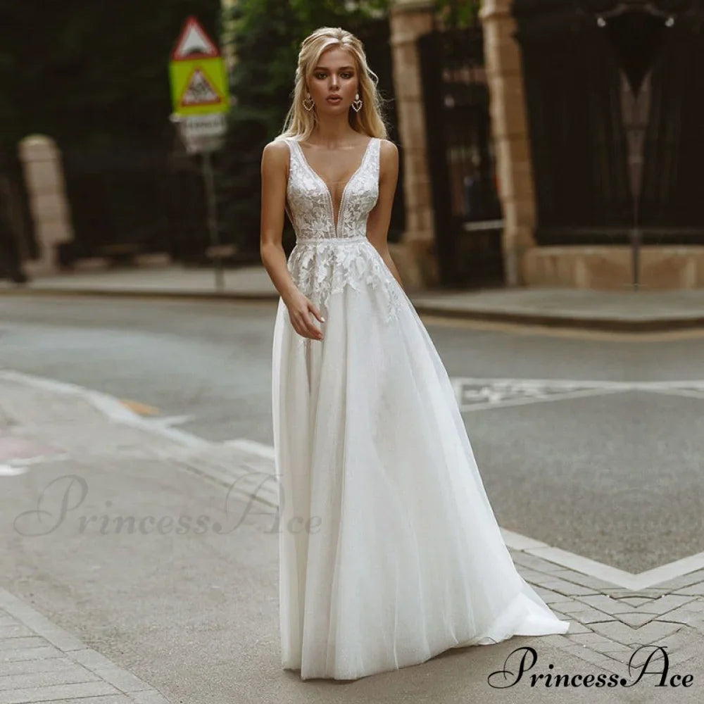 Bowless Ribbon Satin Marriage Gown