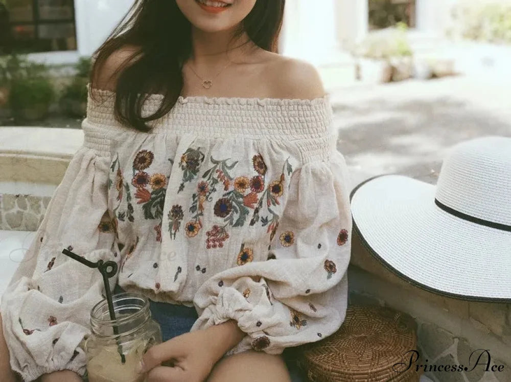 Brief Flower Stitching Off-Shoulder Bohemian Crop Blouse