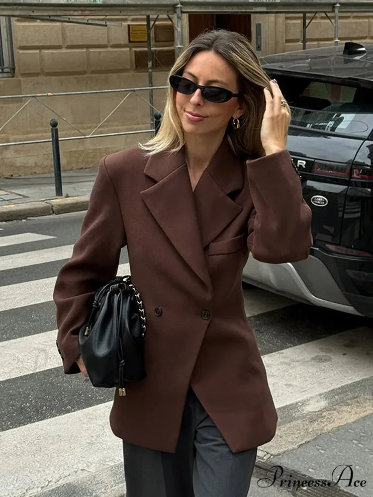 Brown Pocket Blazer Short CoatModified Output: Tan Pocket Jacket Brief Overcoat