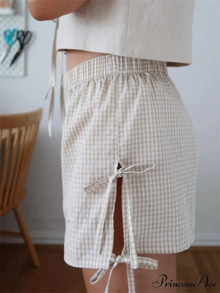 Checkered Divided Lace-Up Empty Brief