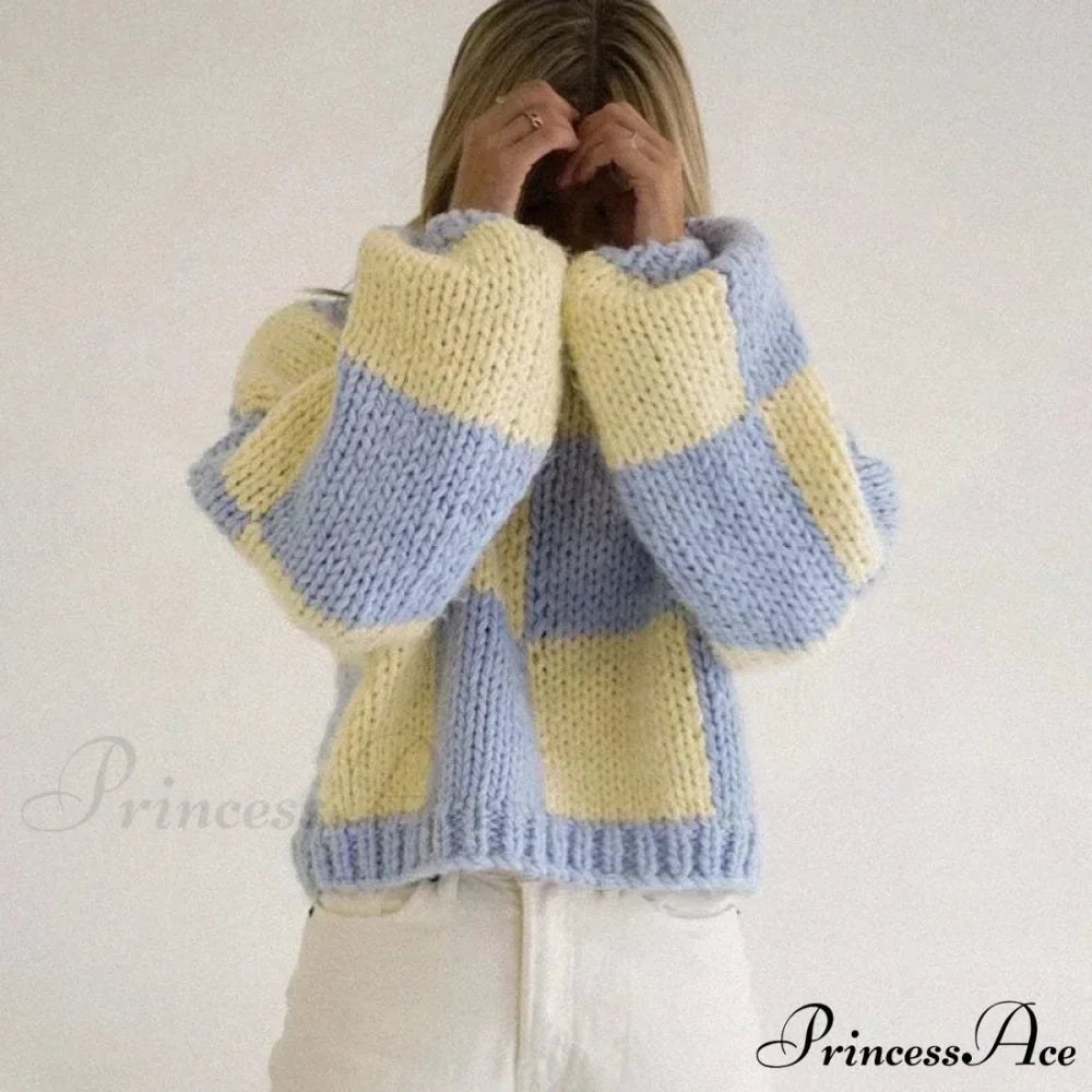 Checkered Pattern Short Cozy Jumper