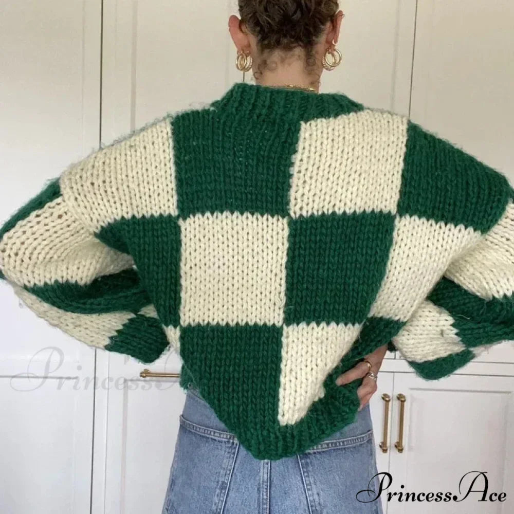 Checkered Pattern Short Cozy Jumper