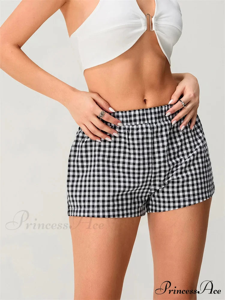 Checkered Stretchy Waist Relaxed Short