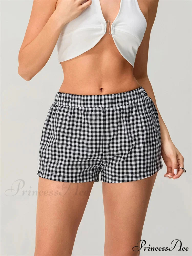 Checkered Stretchy Waist Relaxed Short