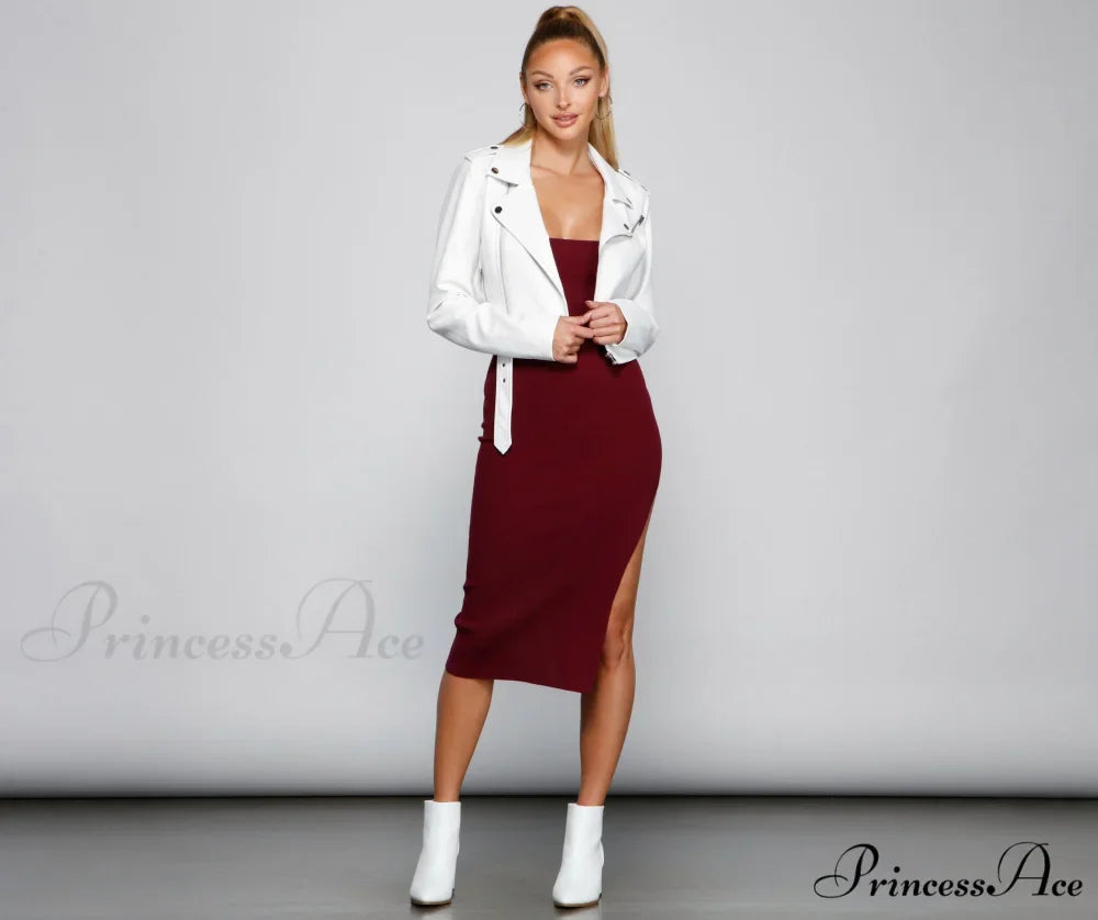 Chic And Seamless Charming Midi Sweater Dress