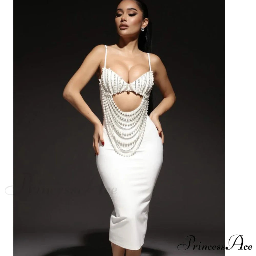 Chic Monochrome Lace Celebration Gown Formal Gown