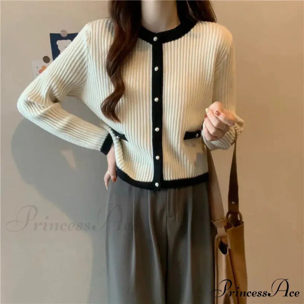 Circular Neck Fastener Stylish Cardigan