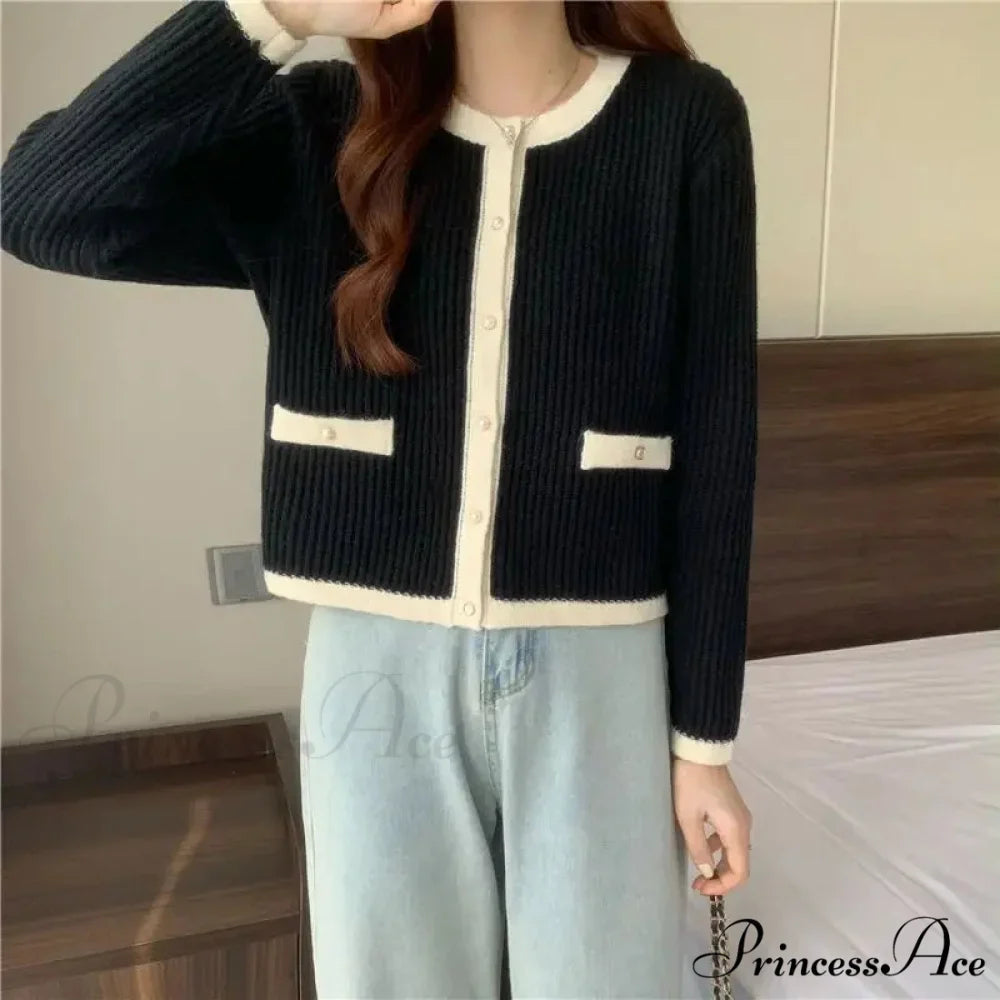 Circular Neck Fastener Stylish Cardigan
