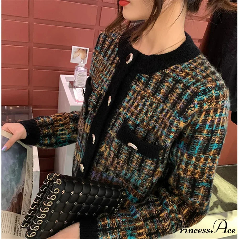 Circular Neck Shade Matching Knitted Fall Cardigan