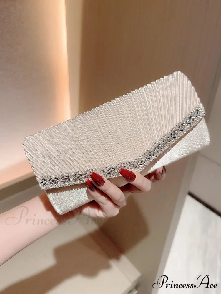 Connected Shoulder Marriage Celebration Wristlet