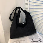 Crimson Vintage Pattern Shoulder Bag