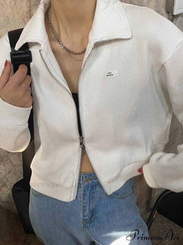 Cropped White Graceful Zip-Up Hoodie