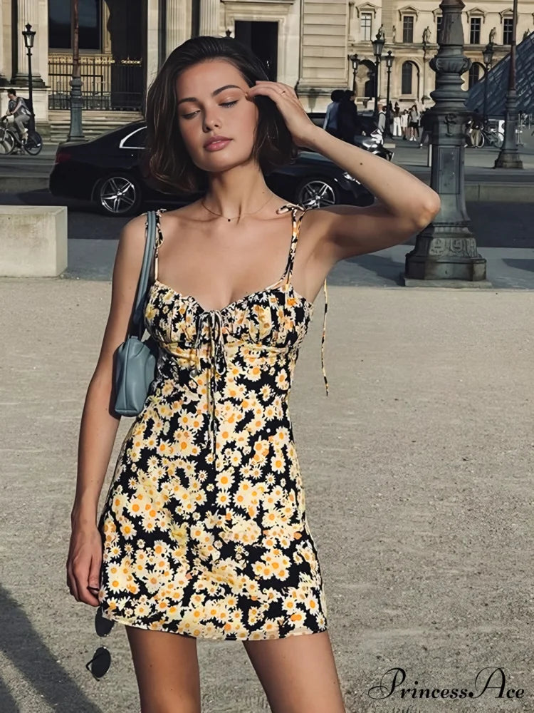 Daisy Printed Graceful Floral Short Dress