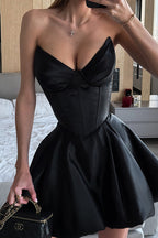 Elegant Strapless Satin Mini Dress