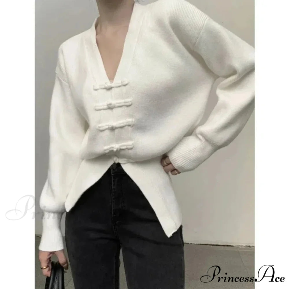 Deep-neck Clasp Lengthy Sleeve Cardigan