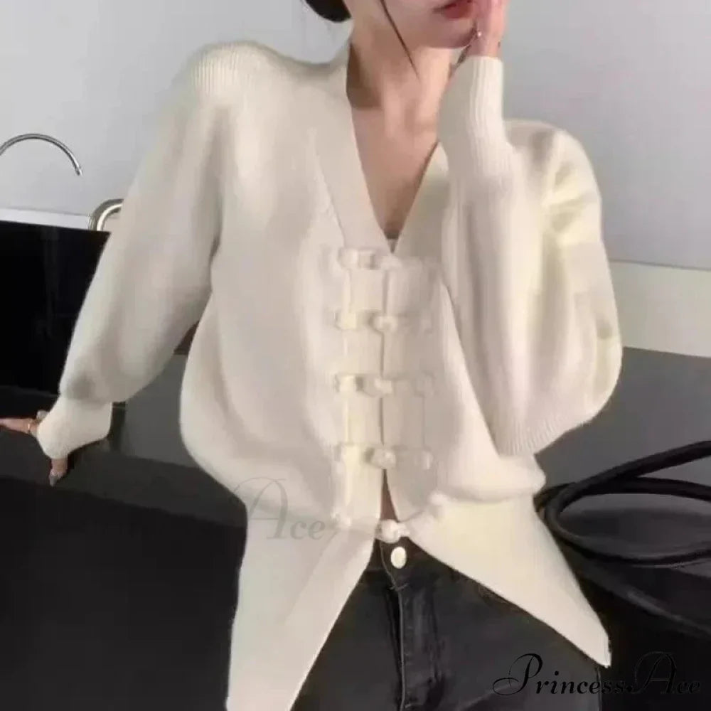 Deep-neck Clasp Lengthy Sleeve Cardigan