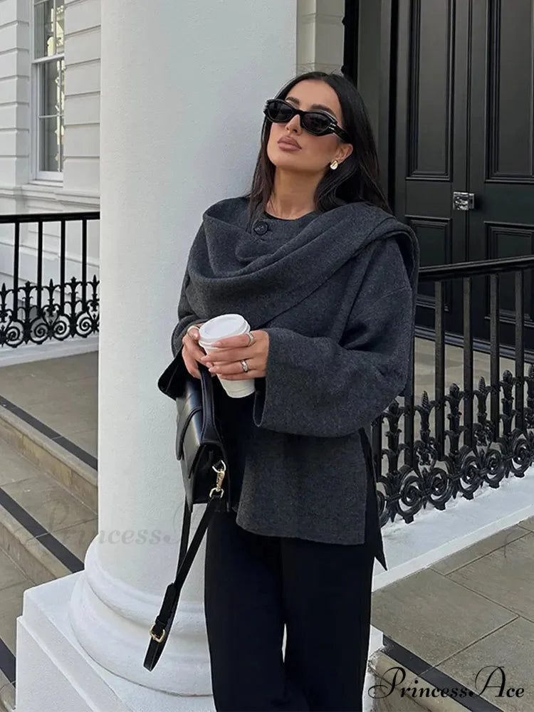 Deep-neck Generous Woolen Coat