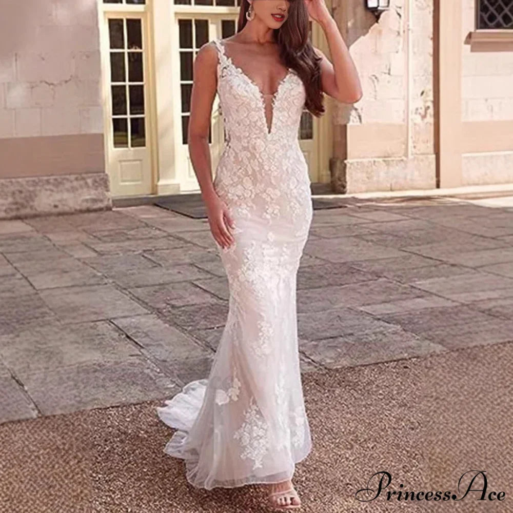 Deep-Neck Lace Mermaid Bridal Wedding Gown