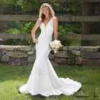 Deep-Neck Silk Mermaid Bridal Wedding Gown