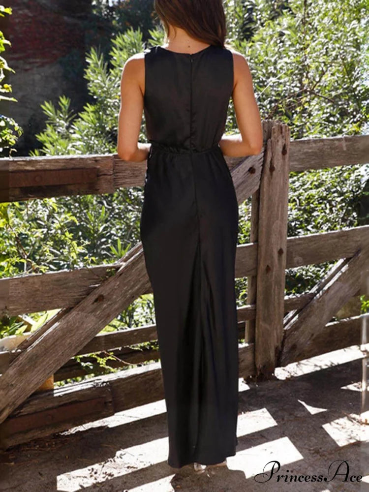 Deep V Stylish Sleeveless Backless Dress