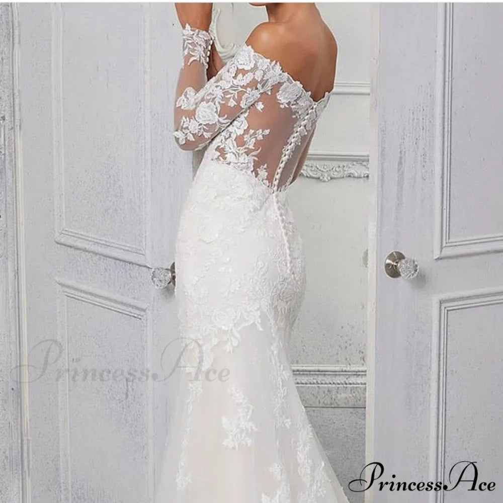 Delicate Mermaid Extended Trail Wedding Gown
